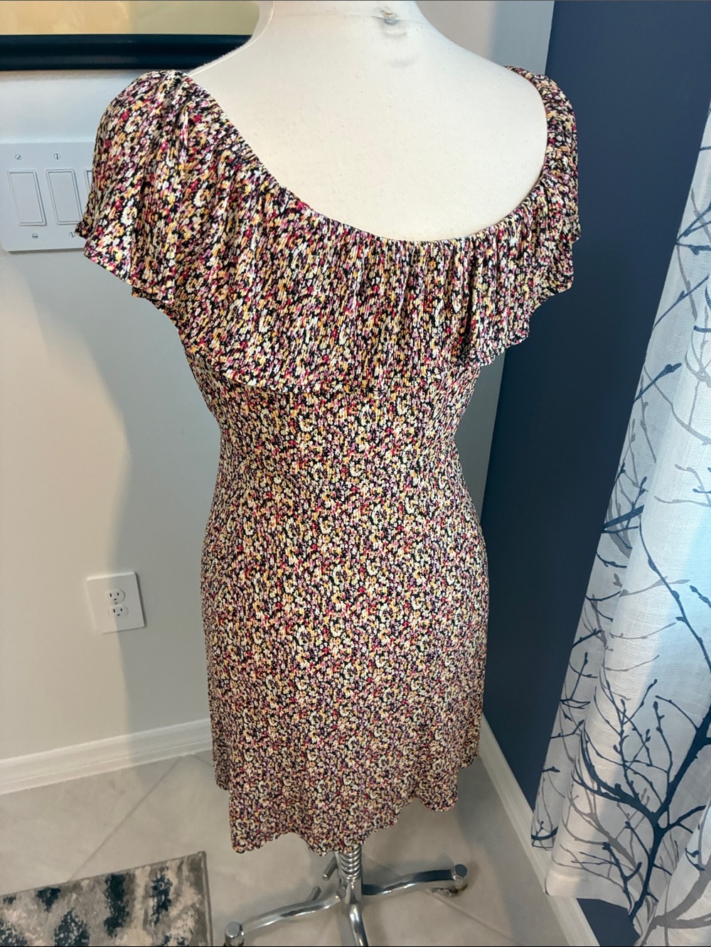 MNG Floral Off-Shoulder Ruffle Dress - Multicolor - Picture 4 of 6